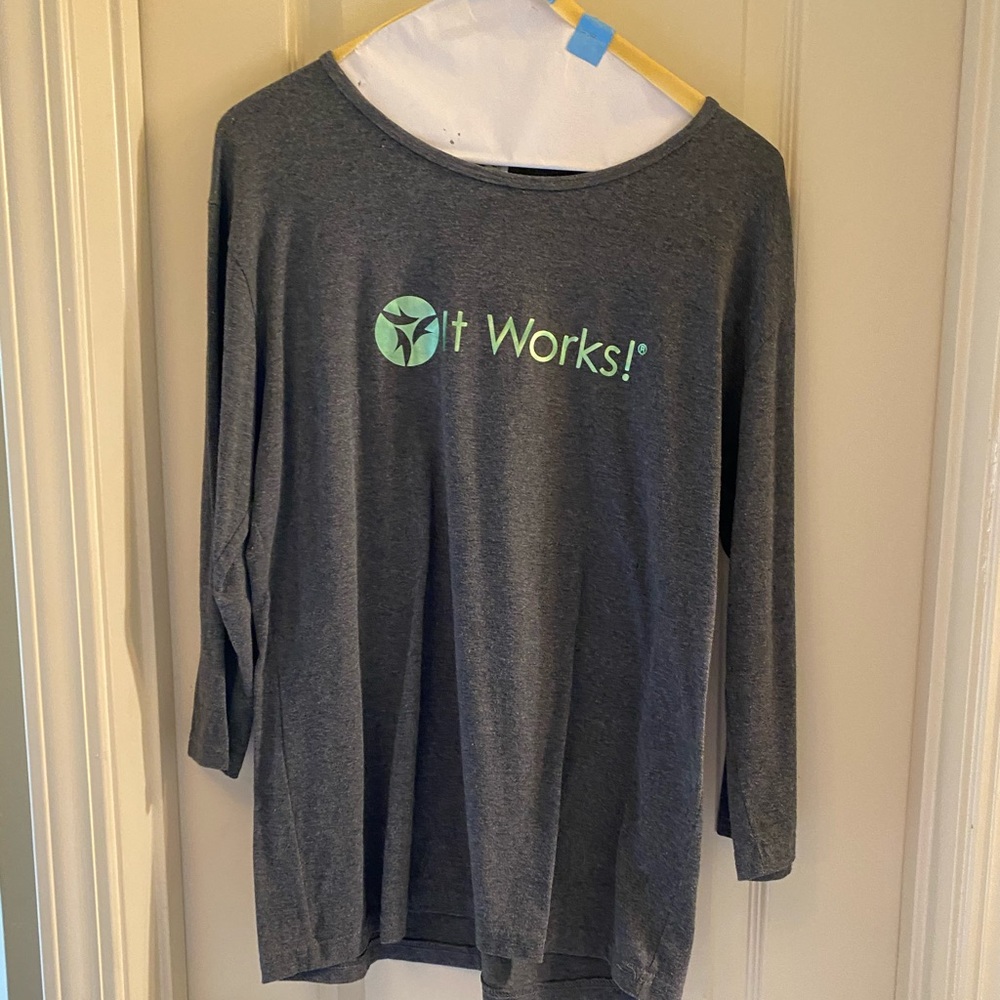 💚It Works Gray 3/4 Sleeve Tee Shirt Size XL💚